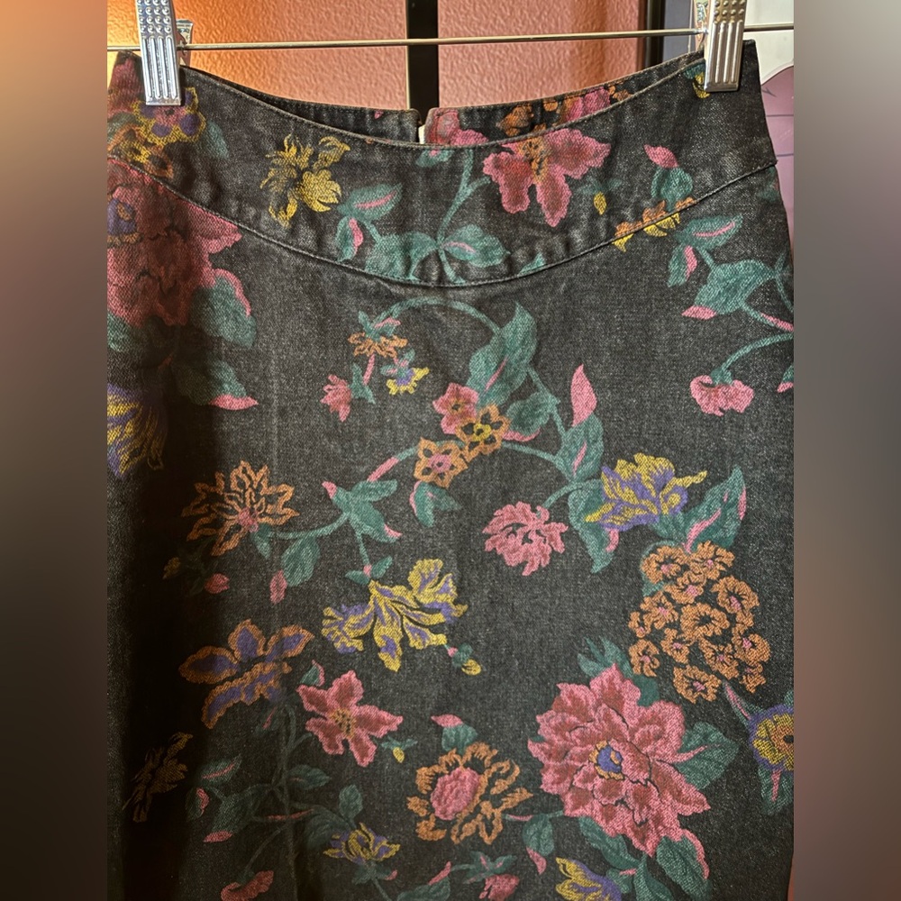VTG Shades Floral Denim Skirt - Picture 2 of 8